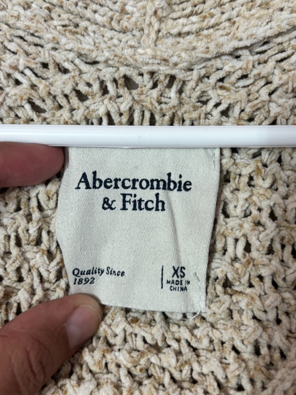 Abercrombie & Fitch Cropped Beige Open-Knit Button Cardigan - Picture 5 of 5